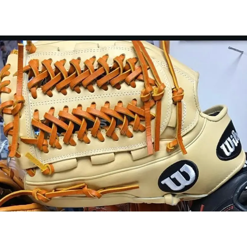 Looking to buy this Wilson A2K LH Baseball Glove 11.75" (New)
