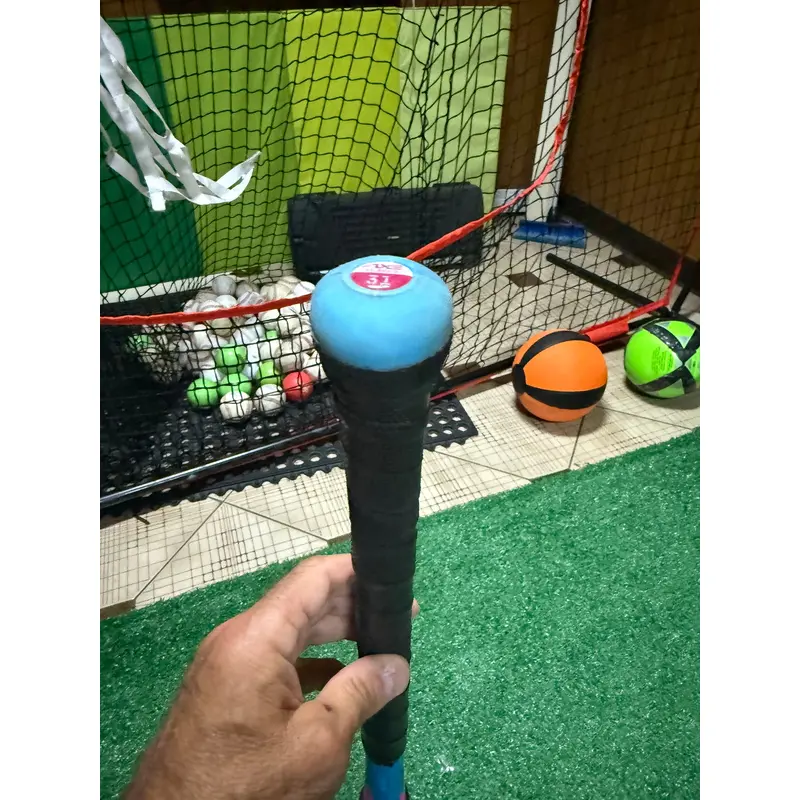 2022 AXE Avenge Pro Composite USSSA Certified Bat (-8) 23 oz 31" (Used)
