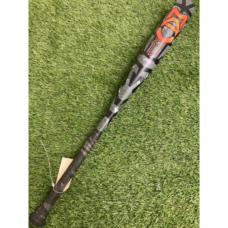 Used 2024 Easton MAV1 Bat USSSA Certified (-8) Alloy 22 oz 30"