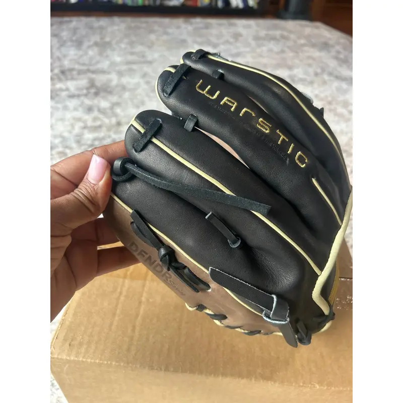 Warstic RH Baseball Glove 11" (New)
