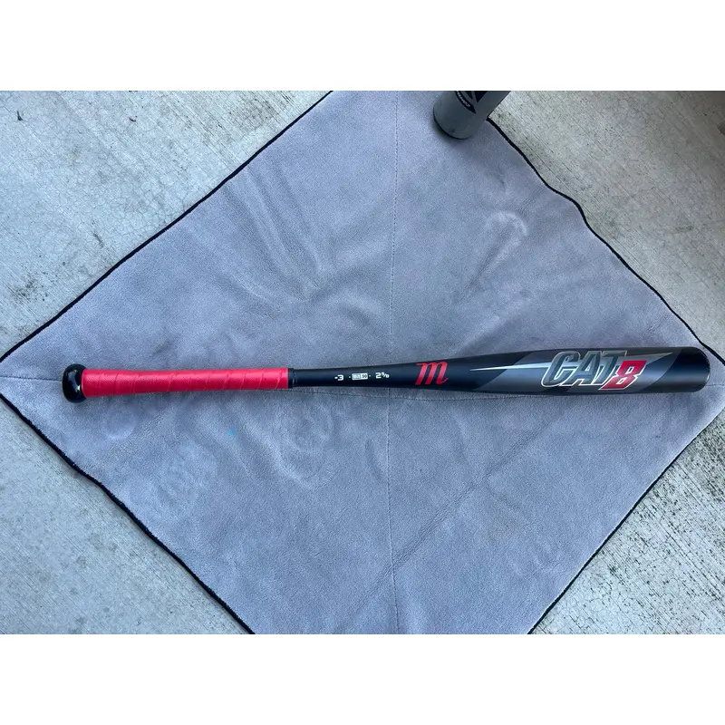 Marucci CAT8 Alloy BBCOR Certified Bat (-3)  30 oz 33" (Used)