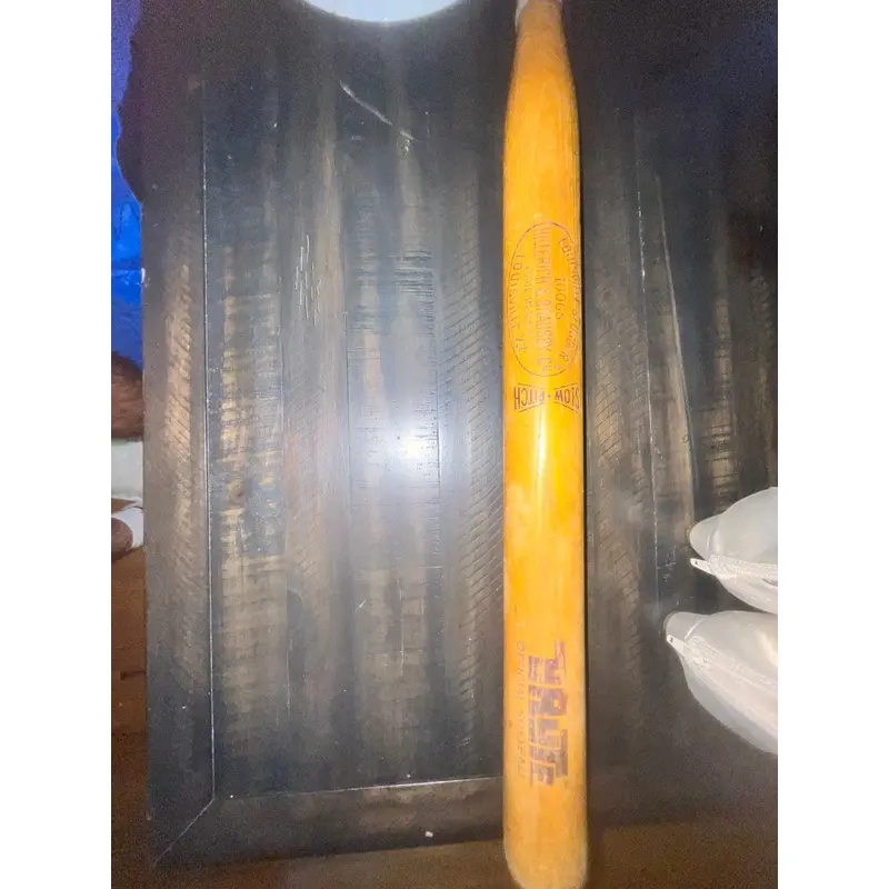 Louisville Slugger Brute 100G Wooden Baseball Bat  Hillerich & Bradsby Co., 4