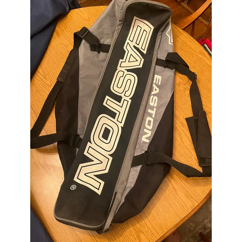 Easton baseball / softball bat bag