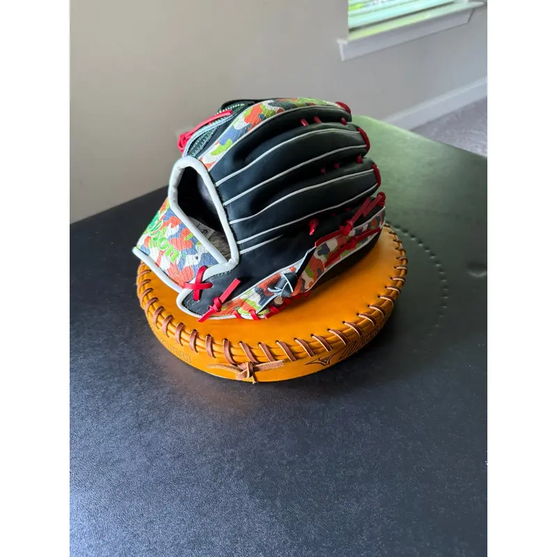 Wilson A2K MH  Game Edition