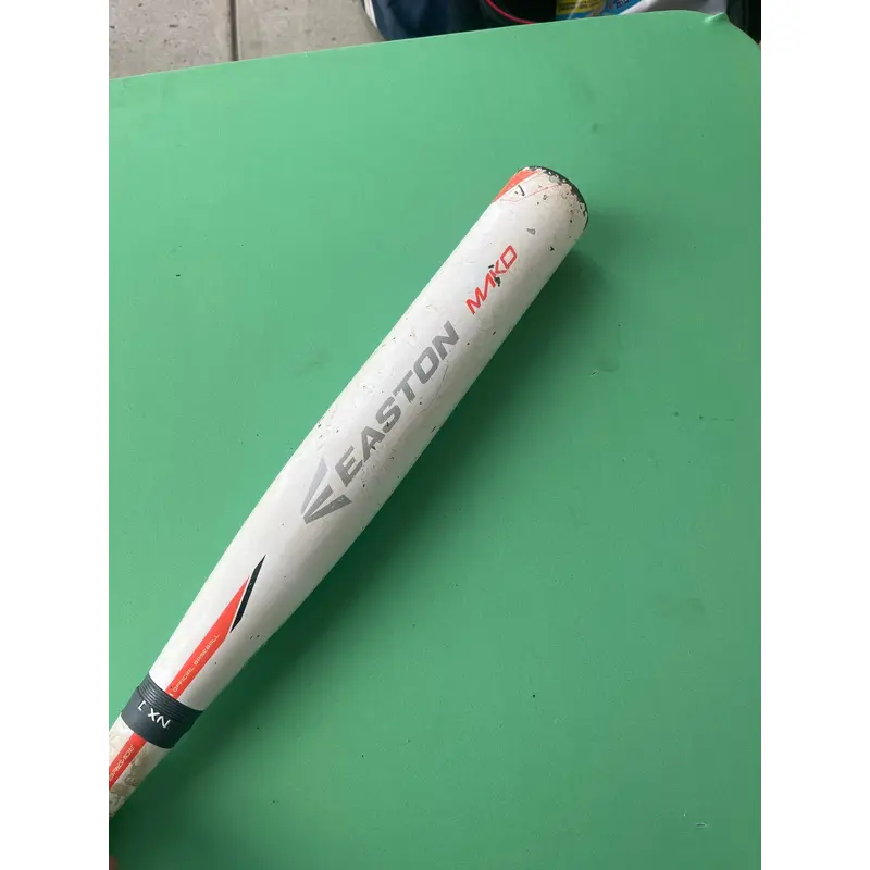 2015 Easton Mako Bat USSSA (-9) Composite 22 oz 31"