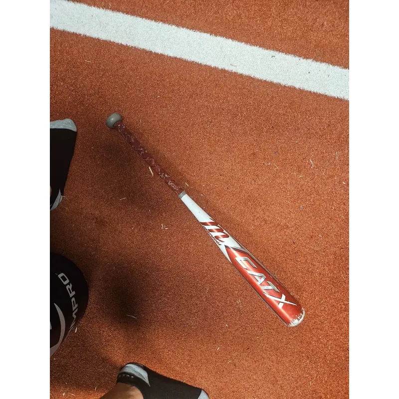Marucci CATX Alloy USSSA Certified Bat (-8) 22 oz 30" (Used)
