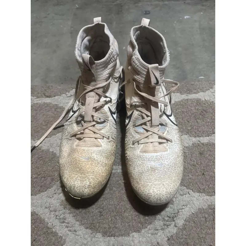 White Men's Size M 14.0 (W 15.0) Nike High Top Alpha Huarache NXT Metal (Used)