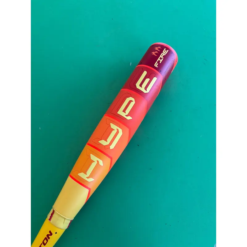 2025 Easton Hype Fire Composite Bat USABat Certified (-10) Composite 20 oz 30"