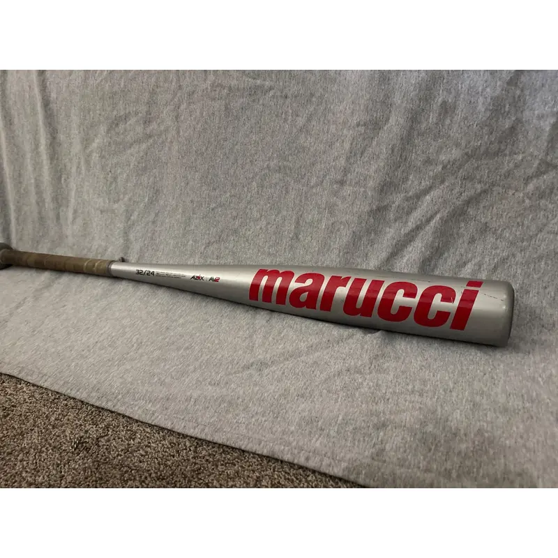 Marucci Cat 7 bat