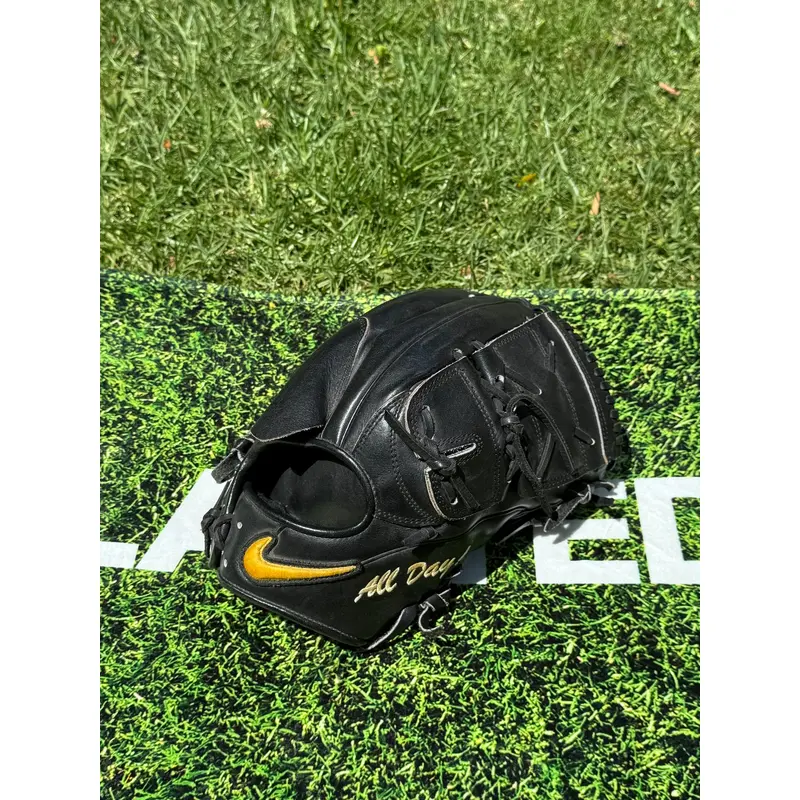 RARE 1/1 PRO ISSUE NIKE SHADO ELITE J
