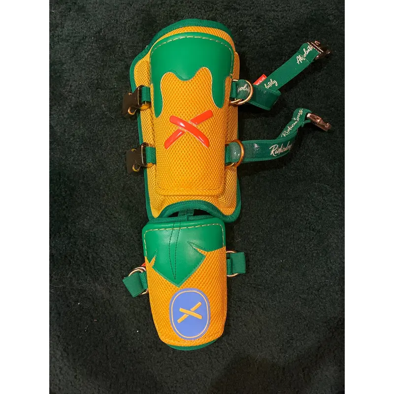 ARIA Banana Leg Guard