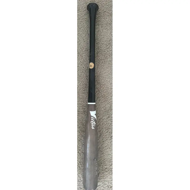 Victus Tatis Birch Bat (-7)  23 oz 30" (Used)
