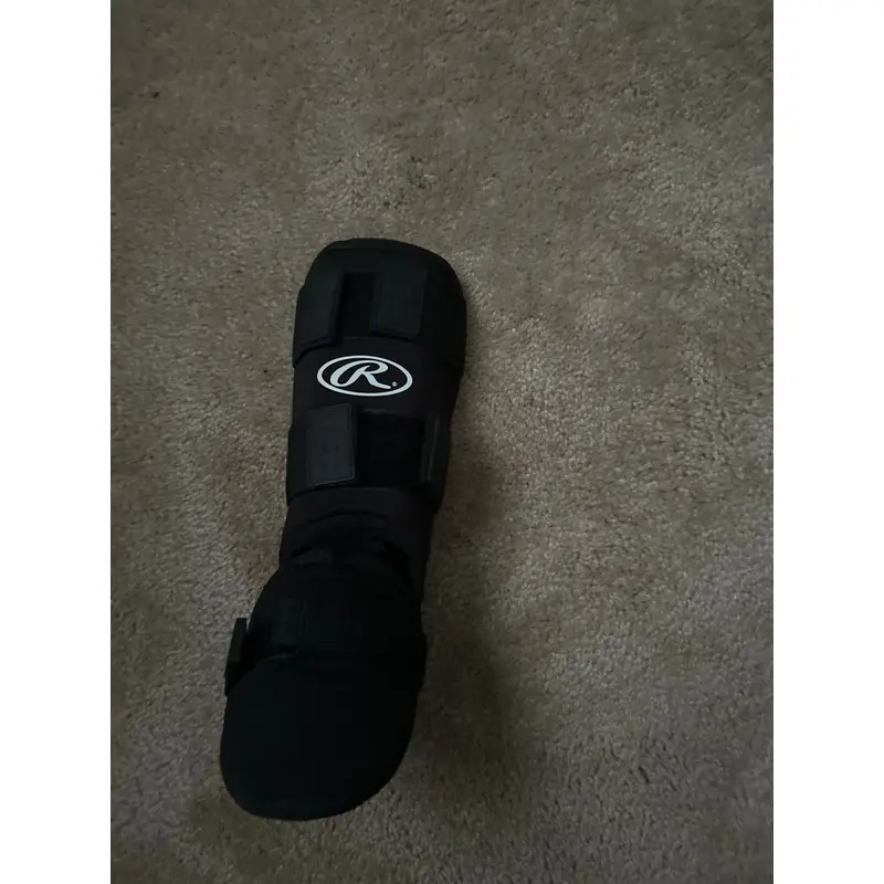 Black Senior Rawlings Shin Guards (New)