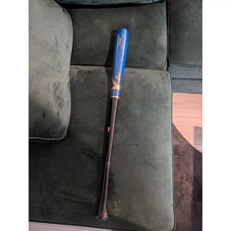 Victus MH17 Birch Bat 30.5"