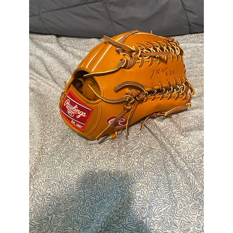 Rawlings RH Outfield Heart of the Hide Baseball Glove 12.75" (New)