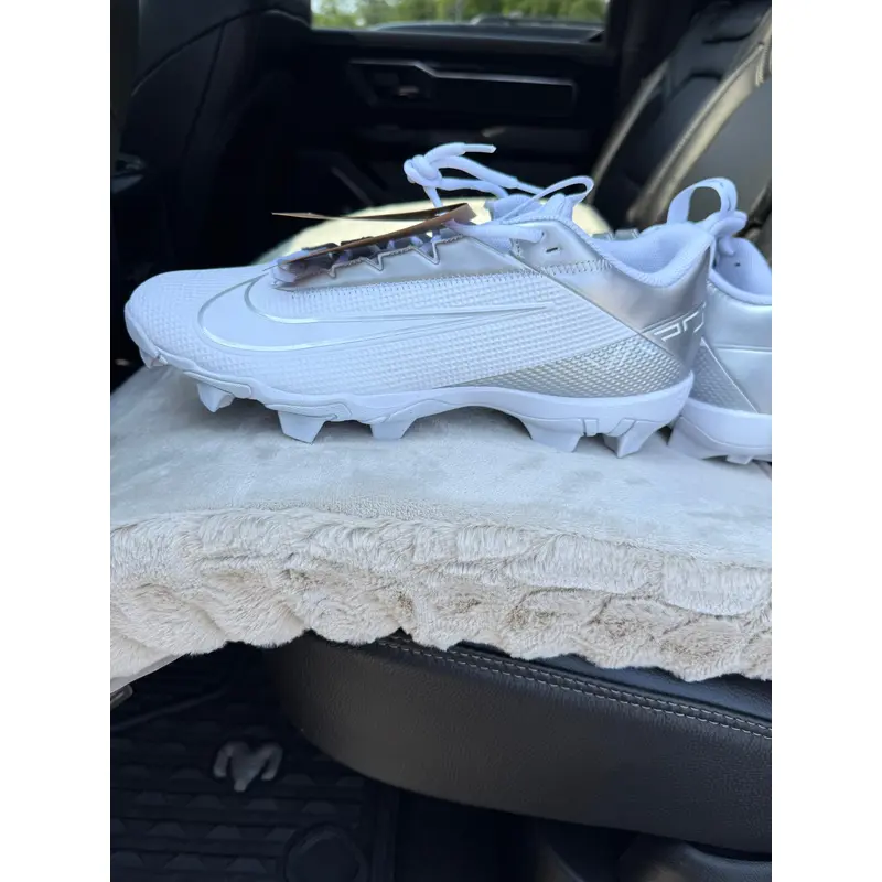 White Men's Adult Size 13.0 (W 14.0) Nike Shoes (New)