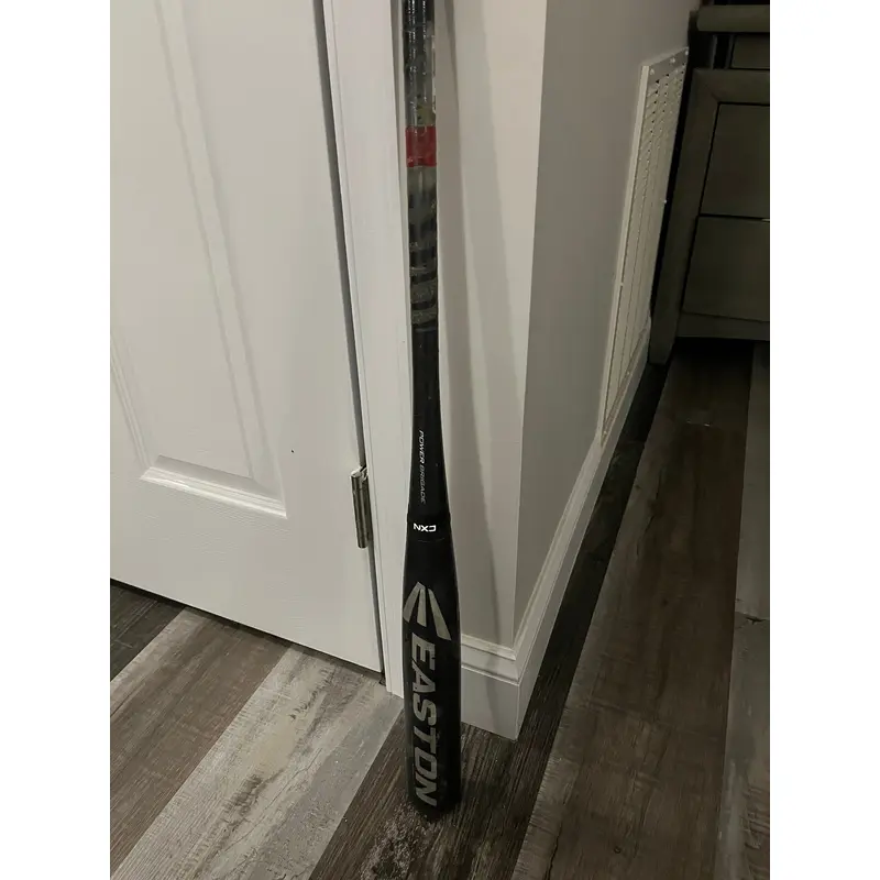 Easton Mako Beast Composite Bat (-12) 18 oz 30" (Used)