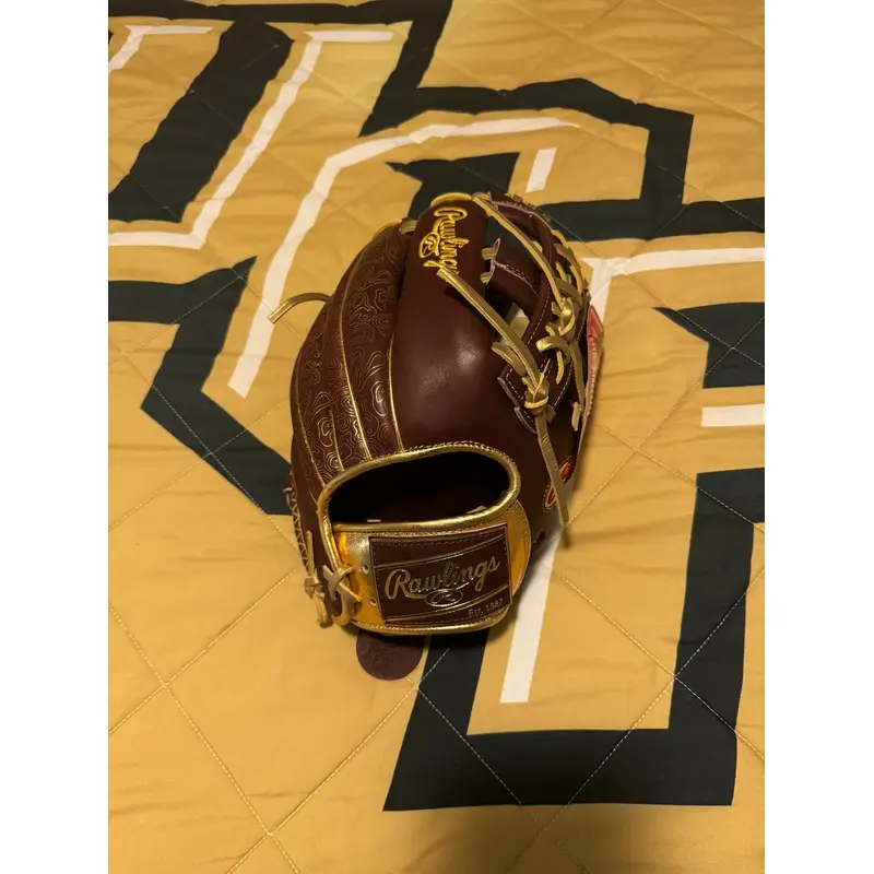 New With Tags Rawlings Heart Of The Hide Goldy 7 11.75 RHT