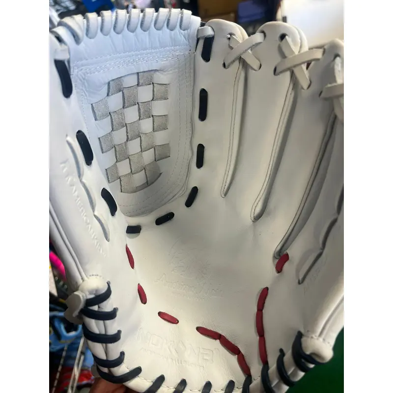 Nokona Right Hand Throw A-1250 Baseball Glove 12.5" (New)