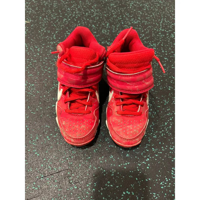 Red Kid's Youth Size 12. Nike High Top FastFlex Molded Cleats (Used)