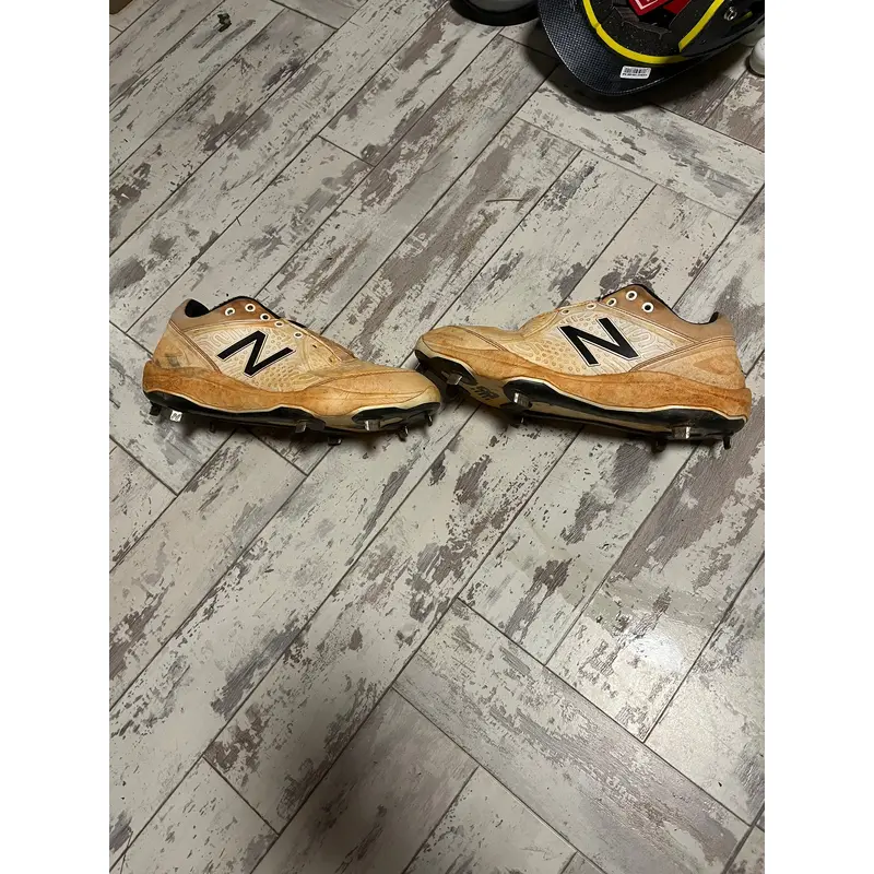 New balance cleats