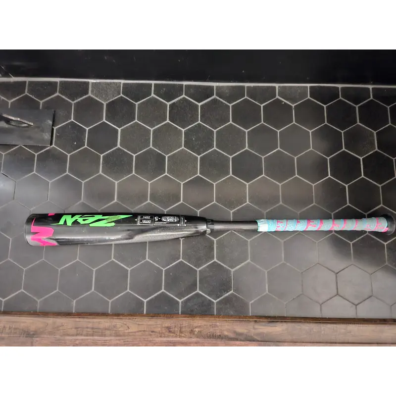Limited Edition DeMarini Zen USSSA Certified Bat (-5) 26 oz 31" (Used)