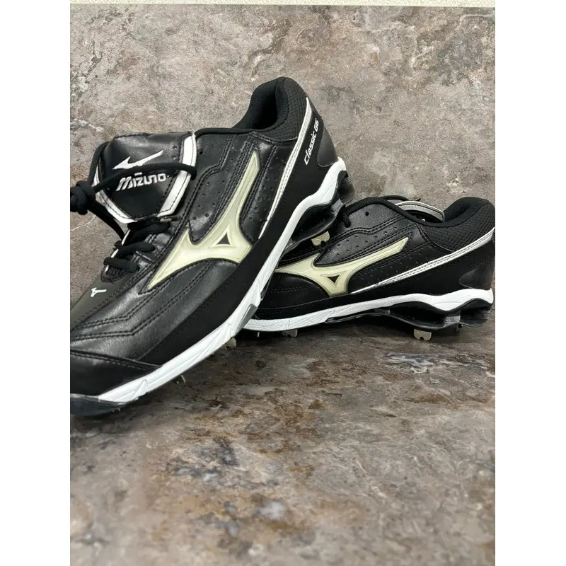 Mizuno Classic G6 Low Switch