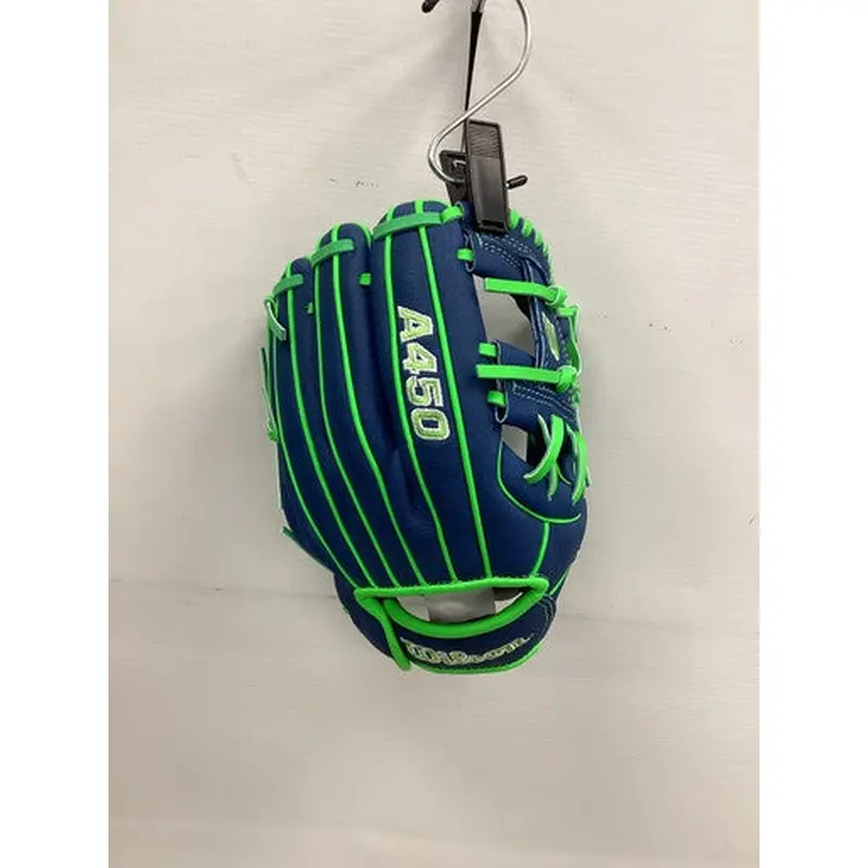 NEW Wilson A450 BB/SB Glove RH Throw Black 10 3/4" 11851-S000035495