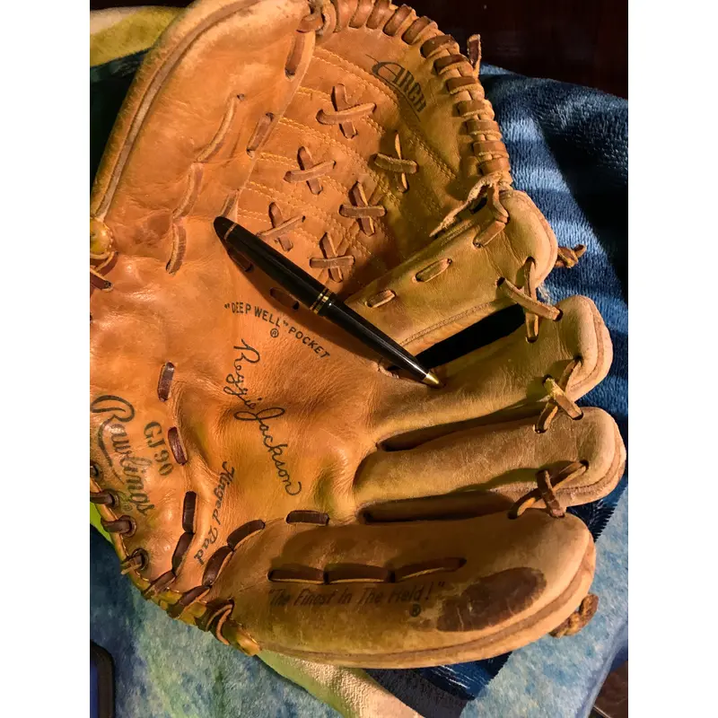 Used Rawlings GJ90 Reggie Jackson Glove