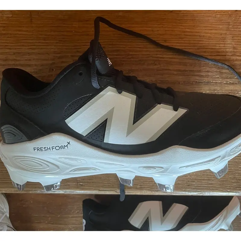 New Balance Fresh Foam X 3000v7 Synthetic cleats