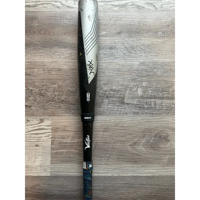 Victus Nox Bat (-3) 29 oz 32" (Used)