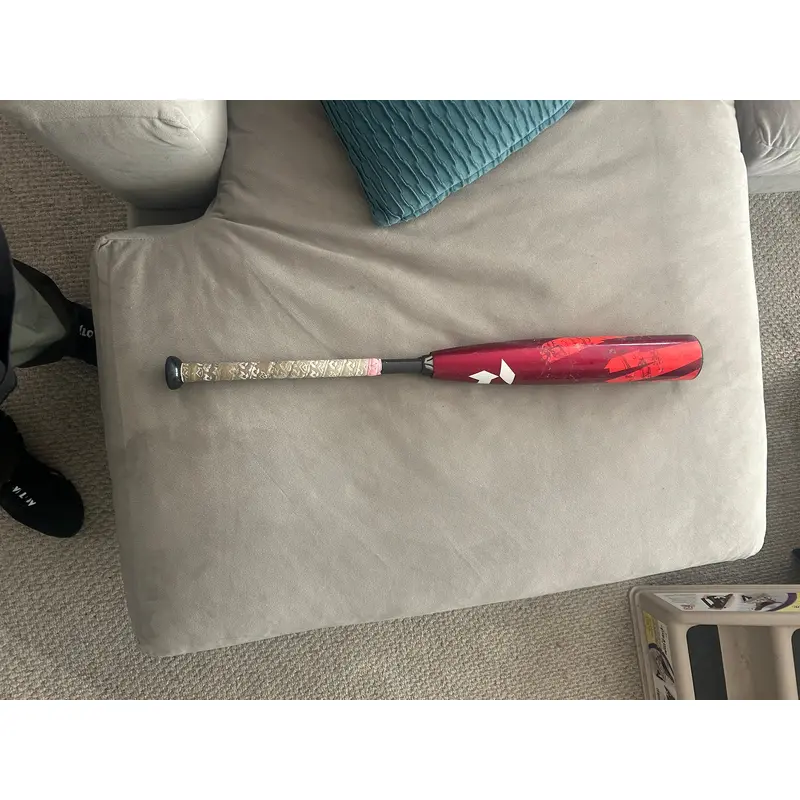 2024 DeMarini Zoa Bat (-8) Composite 22 oz 30" (Used)