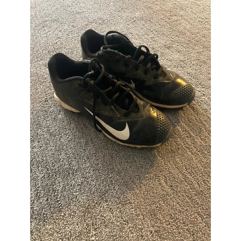 Black Used Size 4.5Y Nike Vapor FastFlex