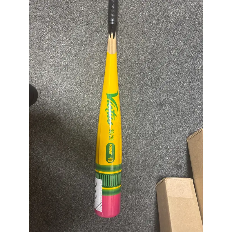 Victus Pencil USSSA Certified Bat (-10) 20 oz 30" (New)