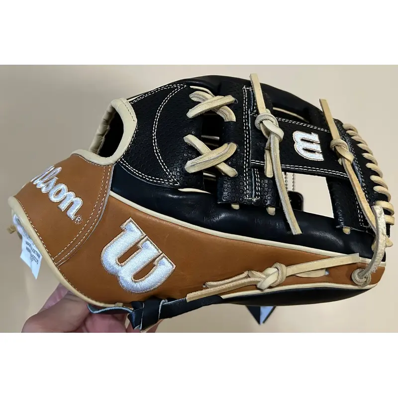 Wilson Right Hand Throw A2000 11.75" (New)