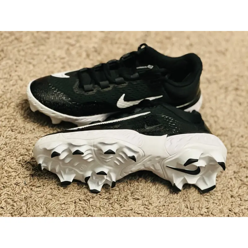Nike baseball cleats