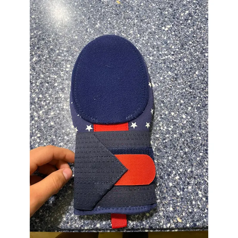 Patriotic Sliding Mitt