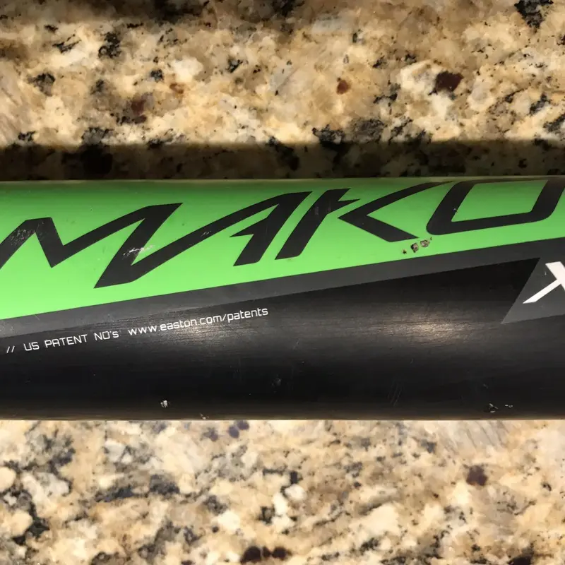 HOT BAT & RARE SIZE: Easton Mako XL 32/22 (-10)