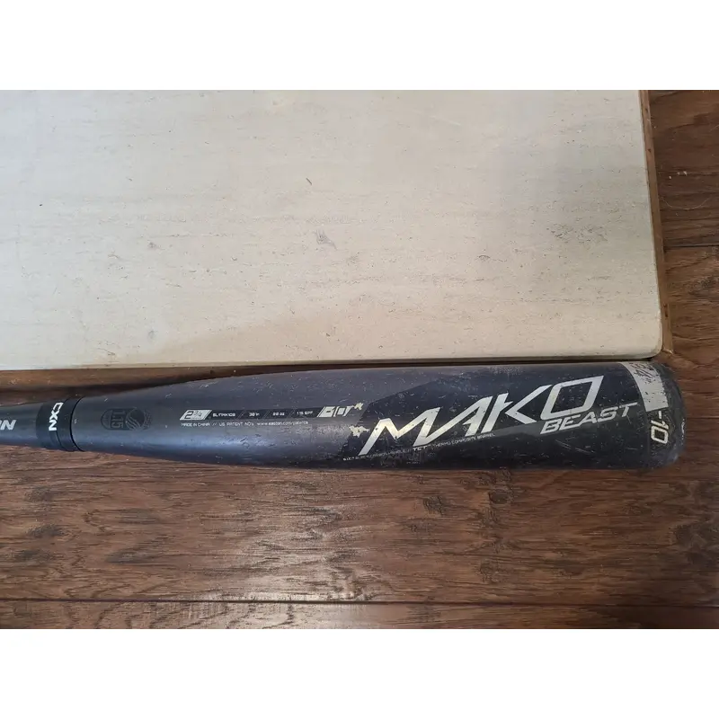 Used Easton Mako Beast USSSA Certified Bat (-10) Composite 20 oz 30"