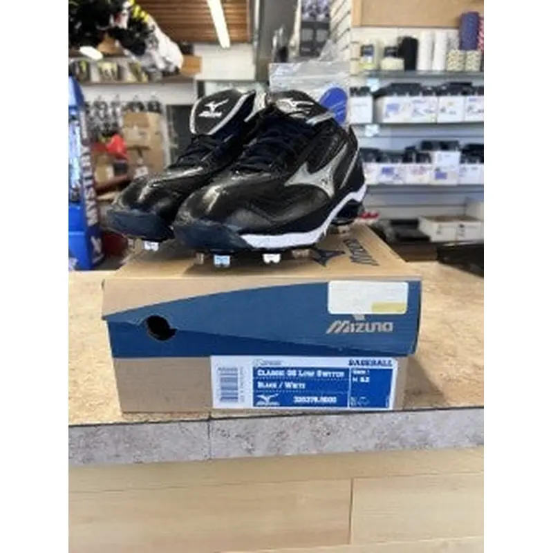 Black New Size 8.5 (Women's 9.5) Adult Men's Mizuno High Top Metal