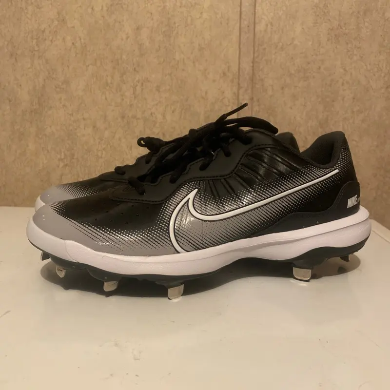 Nike Alpha Huarache Varsity 4 Low Men's Baseball Cleats DJ6516-010 Size 11.5
