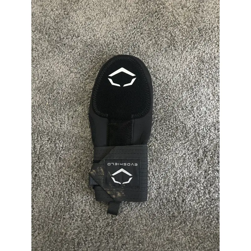 Black New Senior EvoShield Wrist Guards Sliding mitt