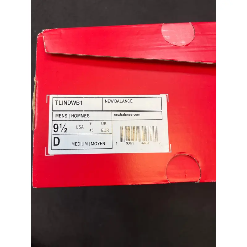 New Balance Lindor Turfs brand new 9.5