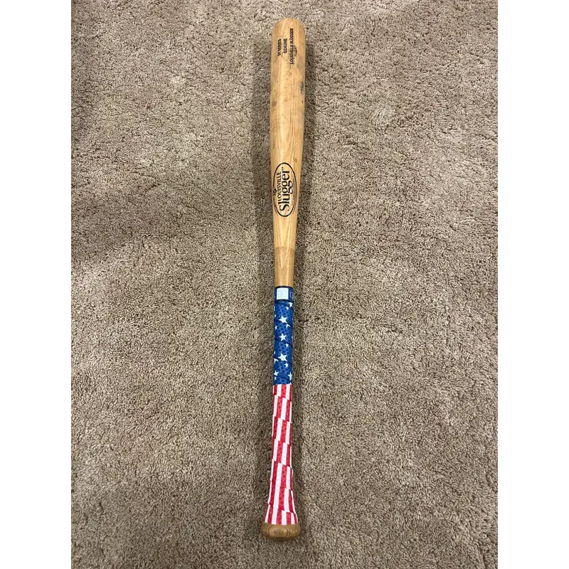 Louisville Slugger Genuine BBCOR Certified Bat (-3) Wood 30 oz 33" (Used)