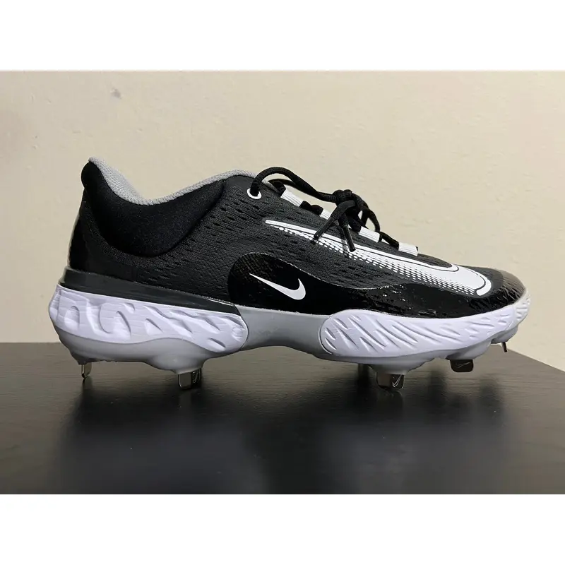 Nike Alpha Huarache Elite 4 Low Metal Baseball Cleats Men's Size 9.5 DJ6521-011