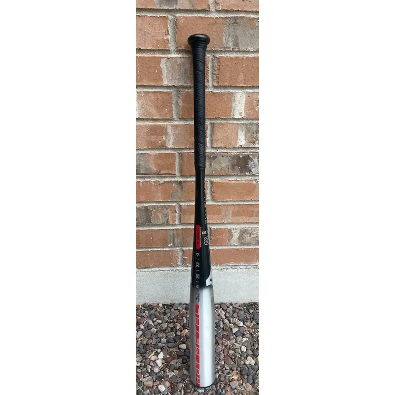 2022 Mizuno Hot Metal BBCOR Certified Bat (-3) Alloy 30 oz 33"