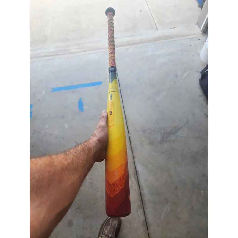2024 Easton Hype Fire USSSA Certified Bat (-8) Composite 22 oz 30"