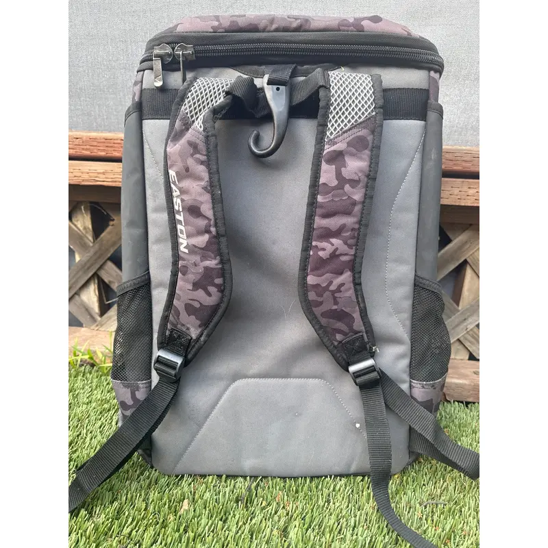 Easton Ghost nx fastpich backpack