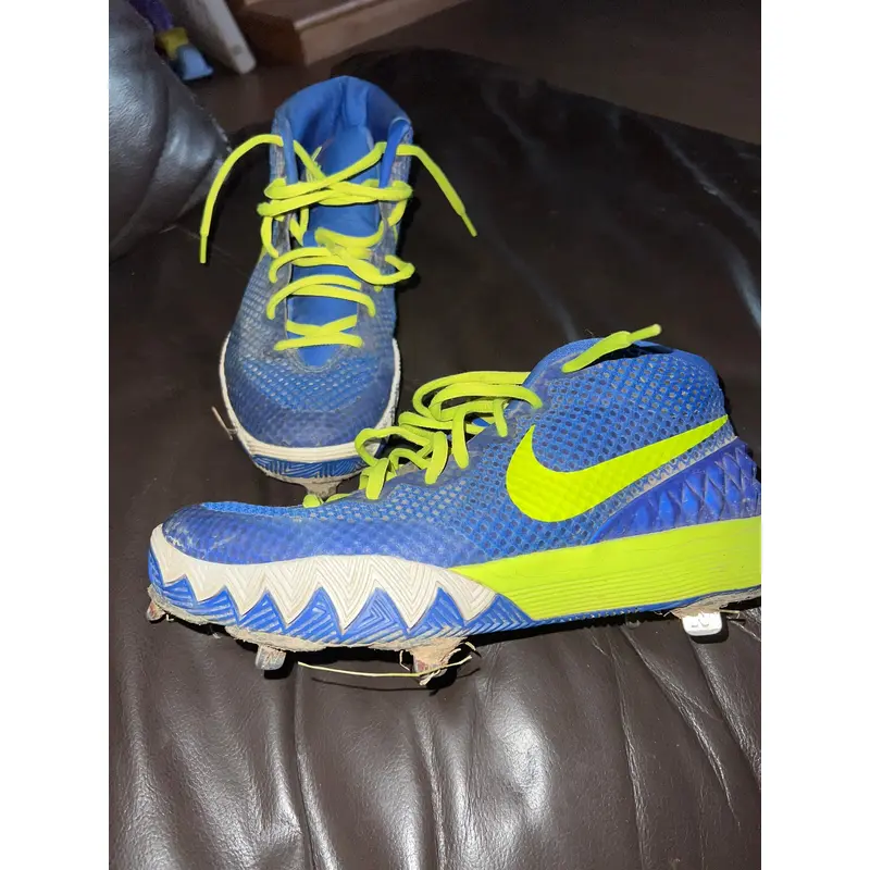 Kyrie 1 custom baseball cleats 8.5
