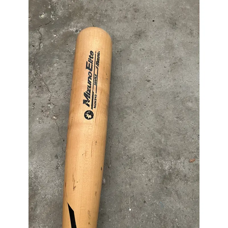 Used Mizuno (-3) 29 oz 32" MZM243 Bat